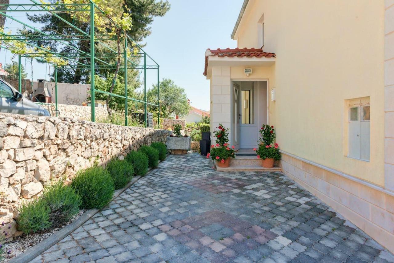 Villa Lille Τρογκίρ Εξωτερικό φωτογραφία
